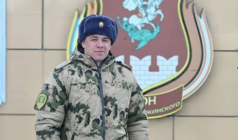 Рэпер Макан стал в армии водителем