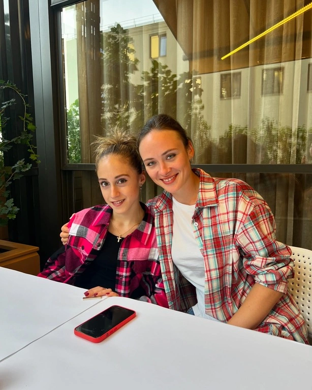 Алина Горбачева и Софья Федченко