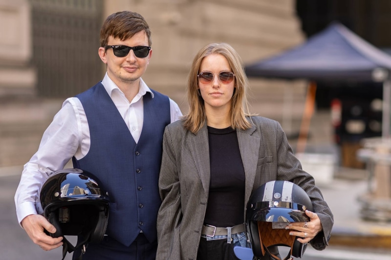 Руслан Левиев с женой