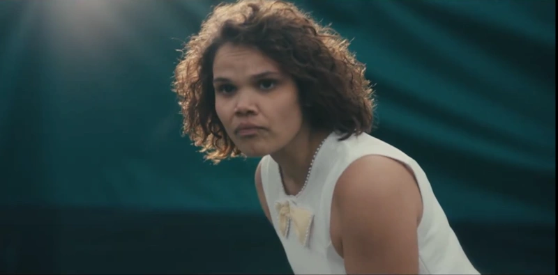 Лайла Макгуайр в драме «Гулагонг»