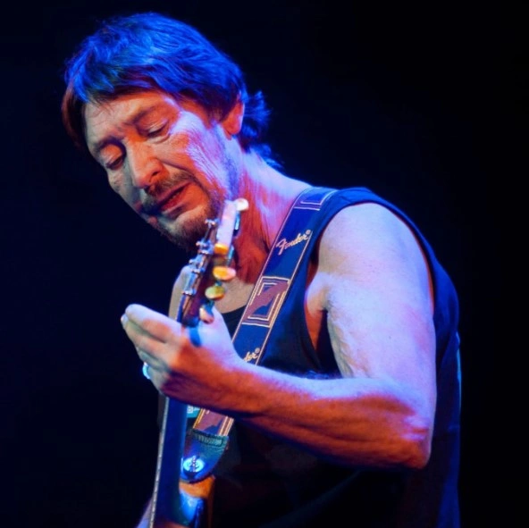 Крис Ри на концерте