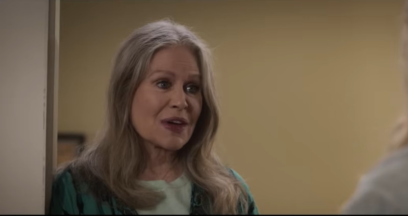 Беверли Д'Анджело в триллере «Ходящая во сне»