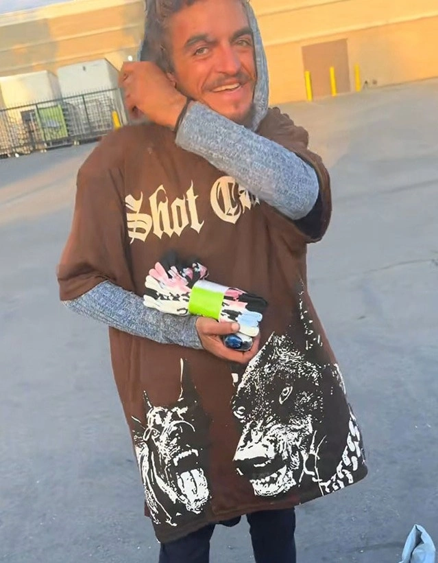 Тайлор Чейз — бездомный в Лос-Анджелесе