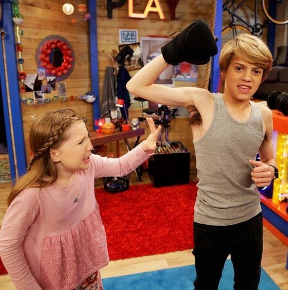 Элла Андерсон и Джеймс Норман