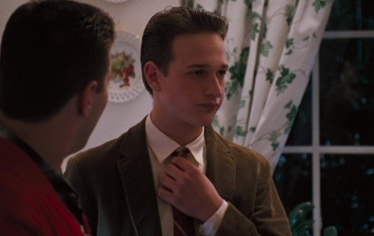 Джош Чарльз в фильме «Общество мертвых поэтов»