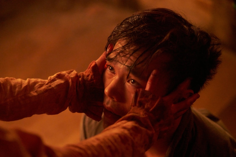 Джон Харлан Ким в триллере «Оно. Первое пришествие»