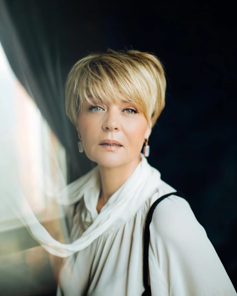 Стрижка Юлии Меньшовой Стрижка Юлии Меньшовой