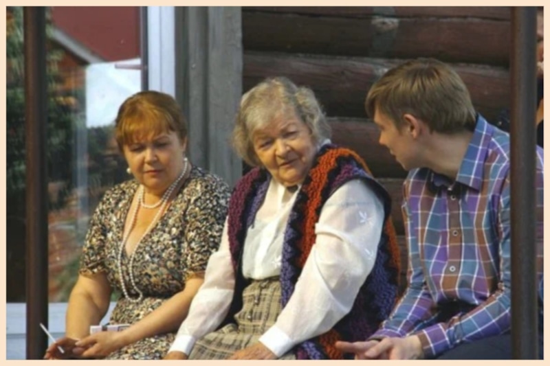 Кадр из сериала «Из Сибири с любовью»