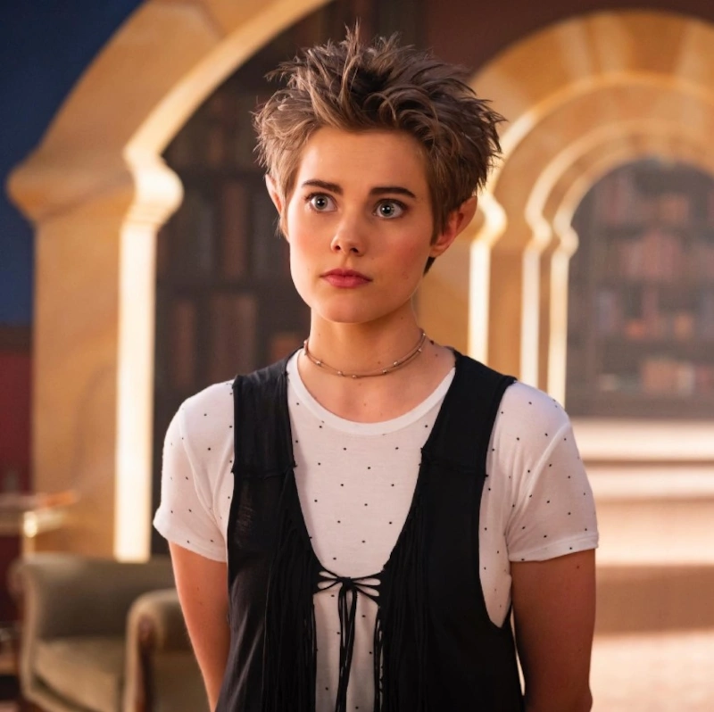 Элизабет Каллен в сериале «Бюро магических дел»