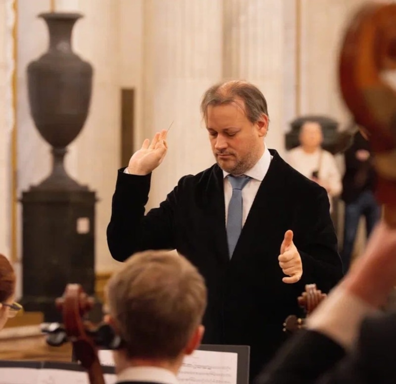 Антон Лубченко — дирижер Губернаторского симфонического оркестра