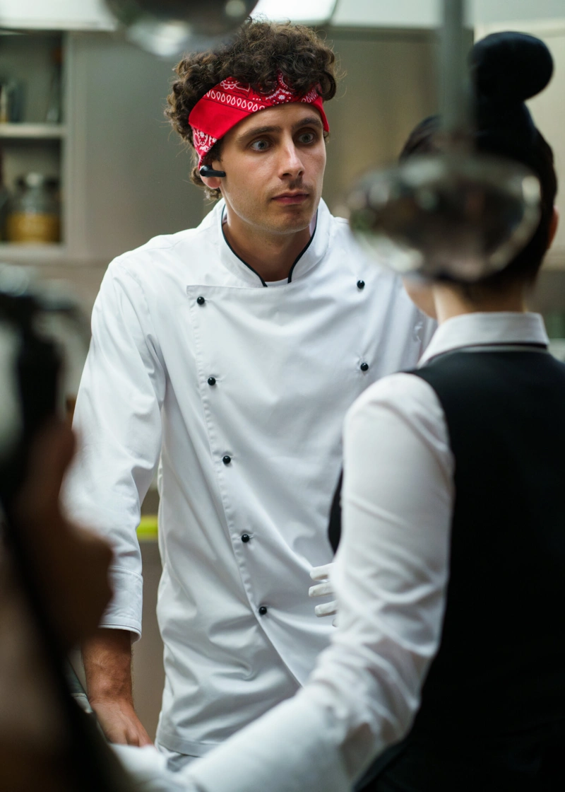 Стефан де Дюрфор в сериале «Бедные смеются, богатые плачут» Стефан де Дюрфор в сериале «Бедные смеются, богатые плачут»