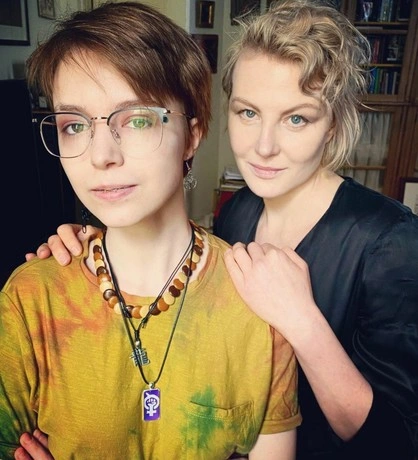 Анна Мария Ефремова и Рената Литвинова