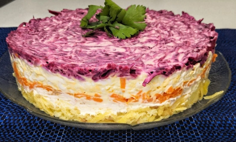 Новогодний салат: генеральские слои