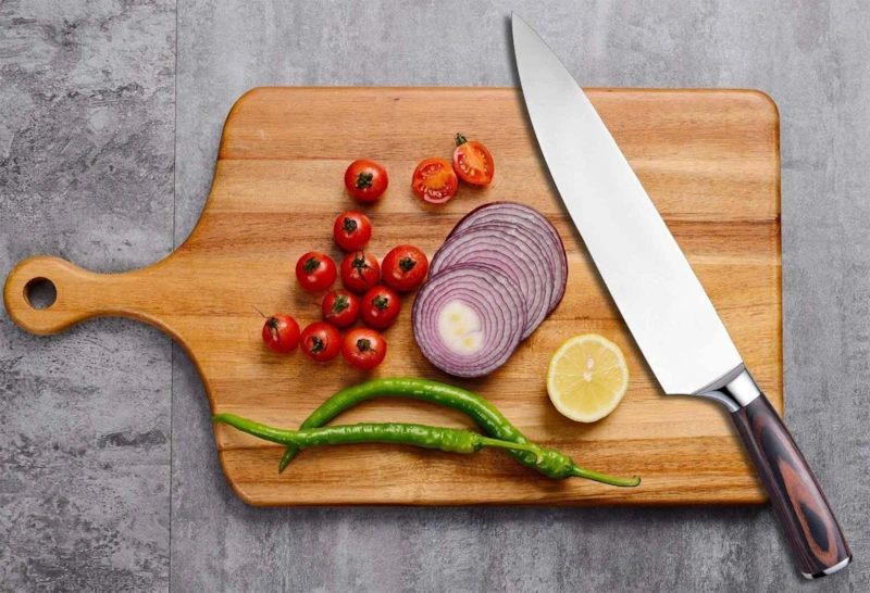 Кухонный лайфхак: заточка ножа дома