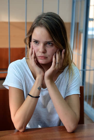 Вероника Никульшина в полиции