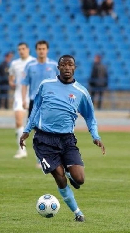 Исо Каньенда — нападающий «Ротора»