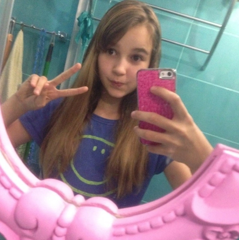 Ева Миллер в детстве Ева Миллер в детстве