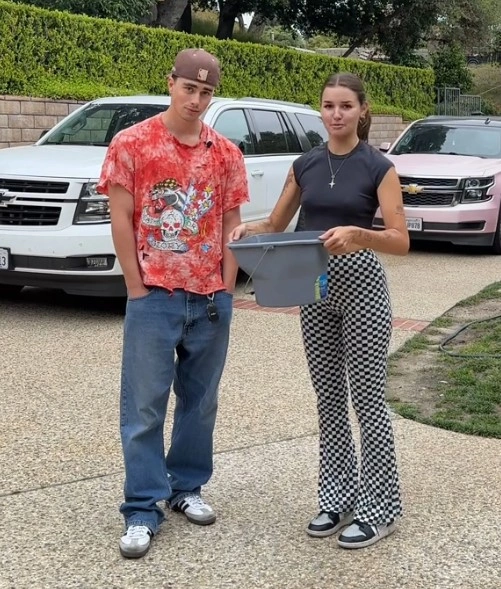 Ева Миллер с Остином Ева Миллер с Остином