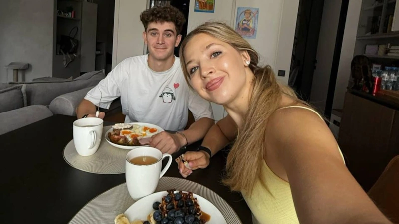 Артур Бабич раскрыл яркие детали свадьбы с Аней Покров Артур Бабич раскрыл яркие детали свадьбы с Аней Покров