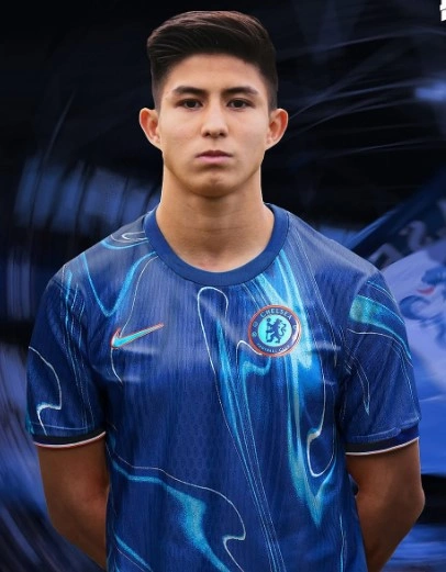 Дастан Сатпаев присоединится к «Челси»