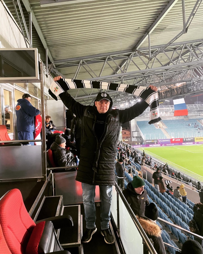 Руслан Ягудин на футболе Руслан Ягудин на футболе