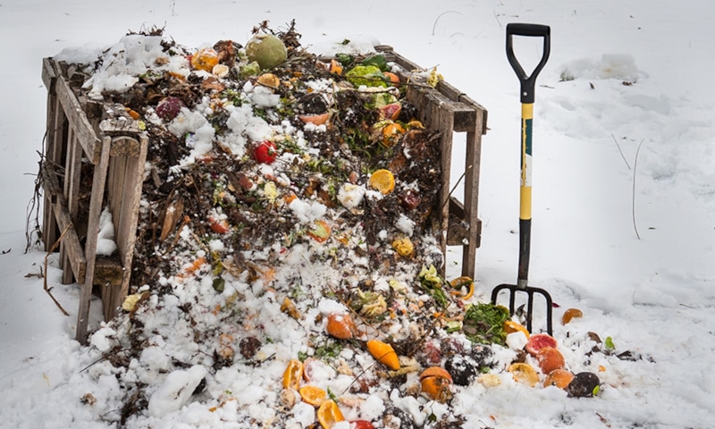 Компостная куча зимой: сохранение тепла Компостная куча зимой: сохранение тепла