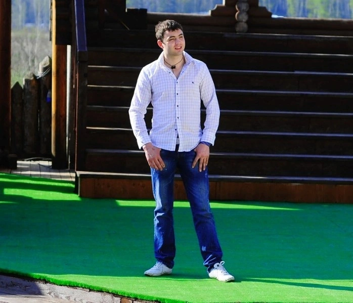 Александр Гобозов в шоу «Дом-2» Александр Гобозов в шоу «Дом-2»