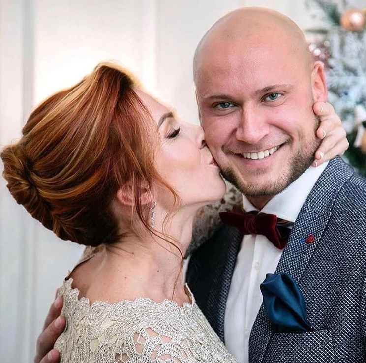 Василий Смольный с женой Юлией Василий Смольный с женой Юлией