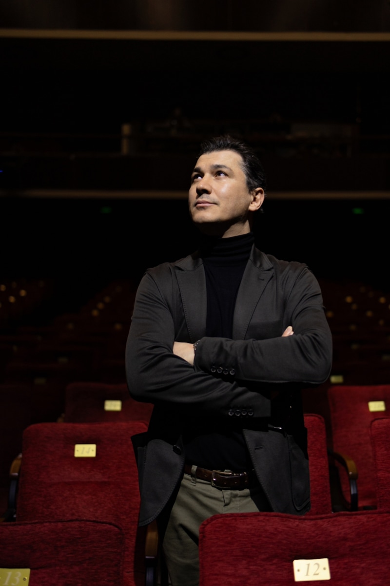 Солист «Цирка дю Солей» Андрей Кольцов Солист «Цирка дю Солей» Андрей Кольцов