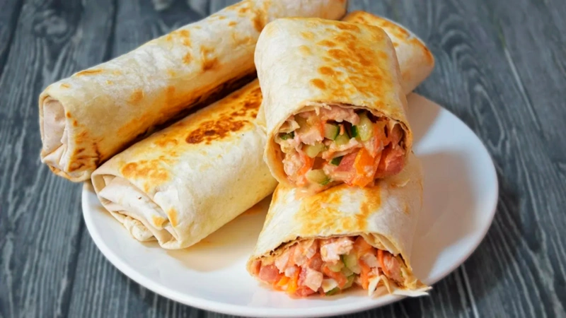 Домашний фастфуд: шаурма в лаваше Домашний фастфуд: шаурма в лаваше