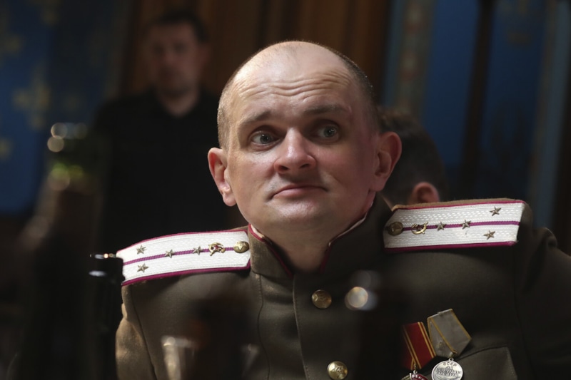 Актер «Папиных дочек» отказался от лечения