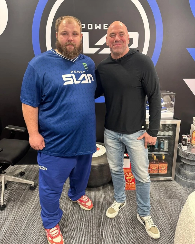 Вася Пельмень и Дэйна Уайт