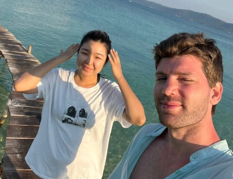 Игорь Чернявый и его девушка Мария