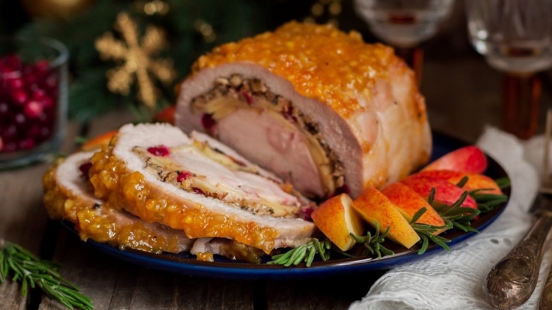 Рулет из свинины: сочный и ароматный