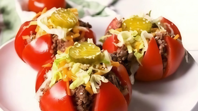 Оригинальный бургер: томаты вместо булочек