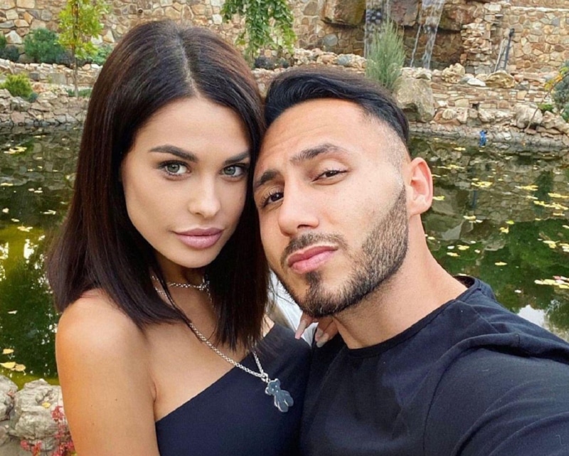 Ирина Пинчук объявила о разводе с Араем Чобаняном Ирина Пинчук объявила о разводе с Араем Чобаняном