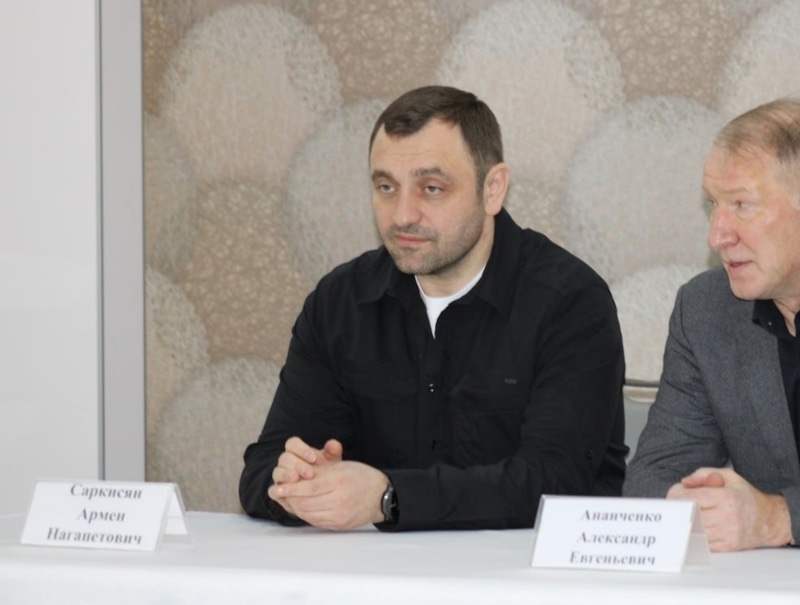 Глава федерации бокса ДНР Армен Саркисян Глава федерации бокса ДНР Армен Саркисян