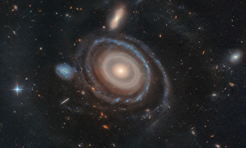 Бычий глаз: удивительная галактика