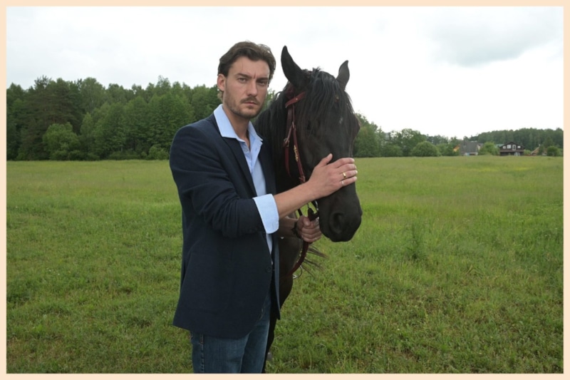 Кадр из сериала «Золото» 