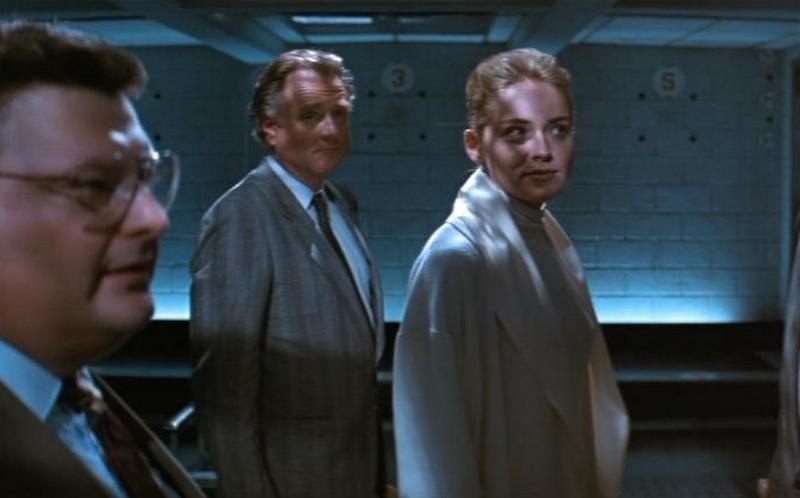 Дэнис Арндт и Шэрон Стоун в фильме «Основной инстинкт»