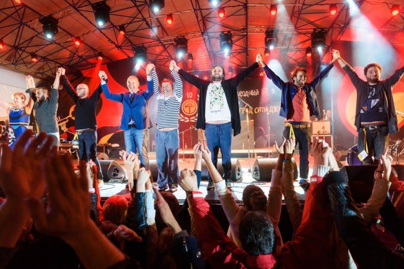 «Мгзавреби» и Евгений Гришковец