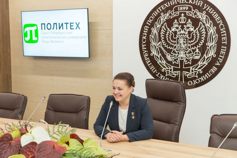 Елена Серова в Политехе Елена Серова в Политехе