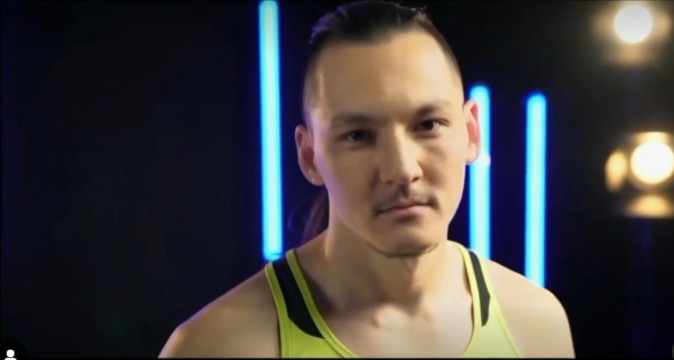 Виктор Лакис в шоу «Русский ниндзя» на СТС