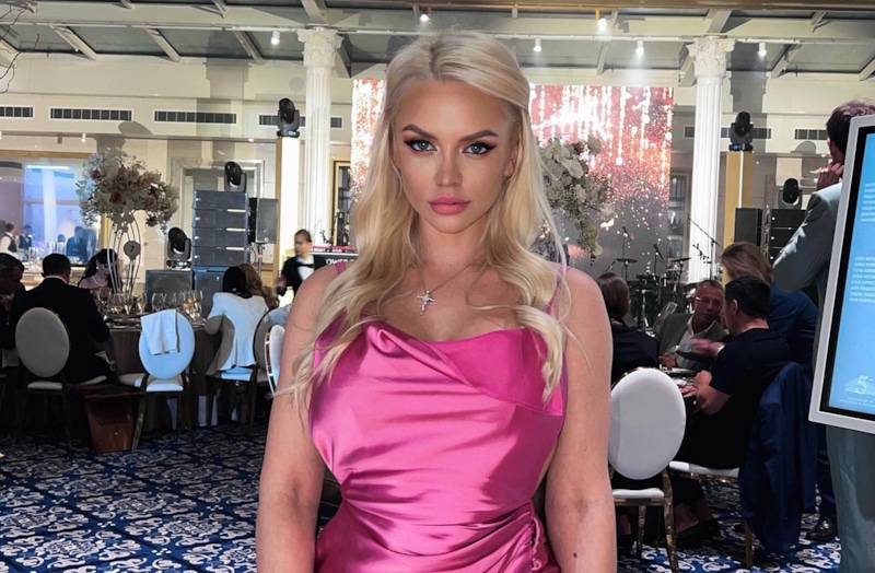 Милана Тюльпанова зареклась обращаться к хирургам после 10 операций Милана Тюльпанова зареклась обращаться к хирургам после 10 операций