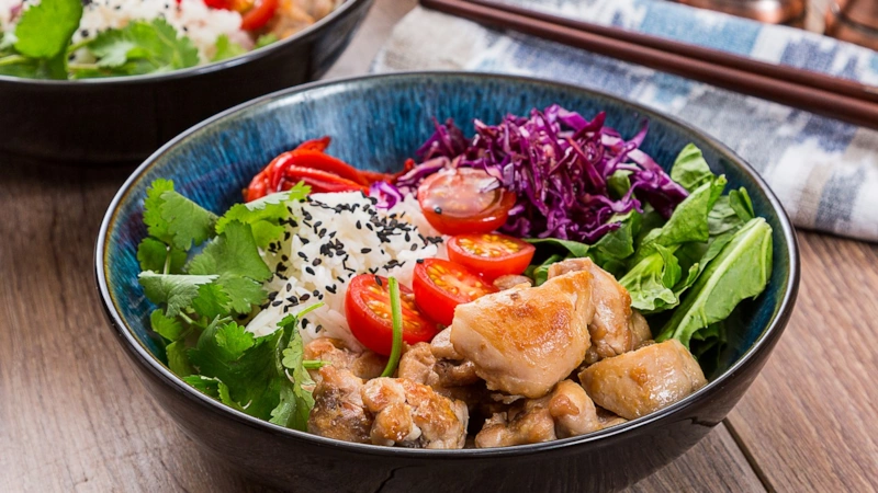 Поке с курицей: гавайский обед