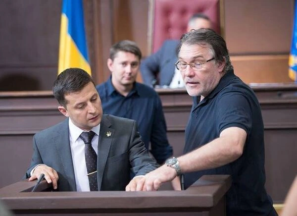 Алексей Кирющенко на съемках сериала «Слуга народа» Алексей Кирющенко на съемках сериала «Слуга народа»