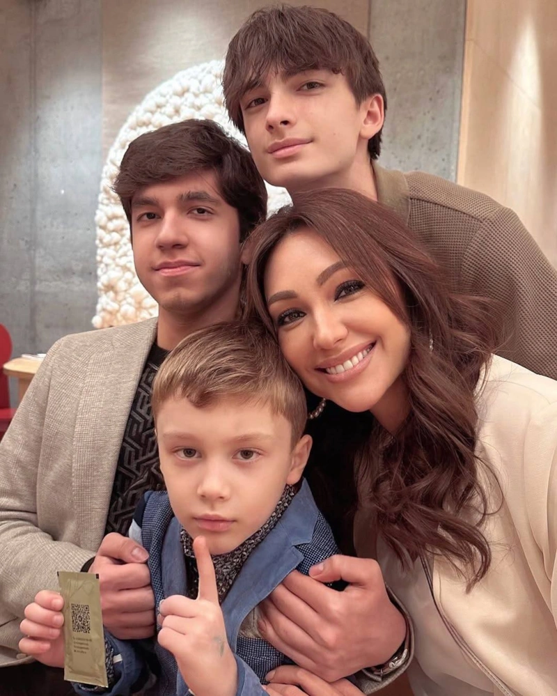 Согдиана с сыновьями