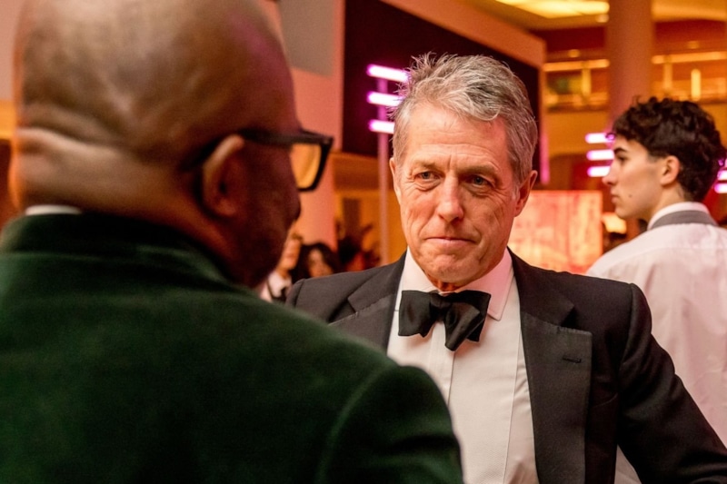 Хью Грант взбрыкнул после задержания в аэропорту