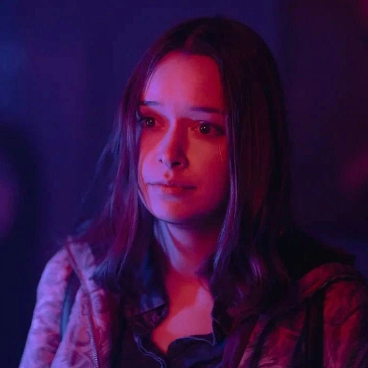 Полина Шеповалова в фильме «Бег улиток» Полина Шеповалова в фильме «Бег улиток»
