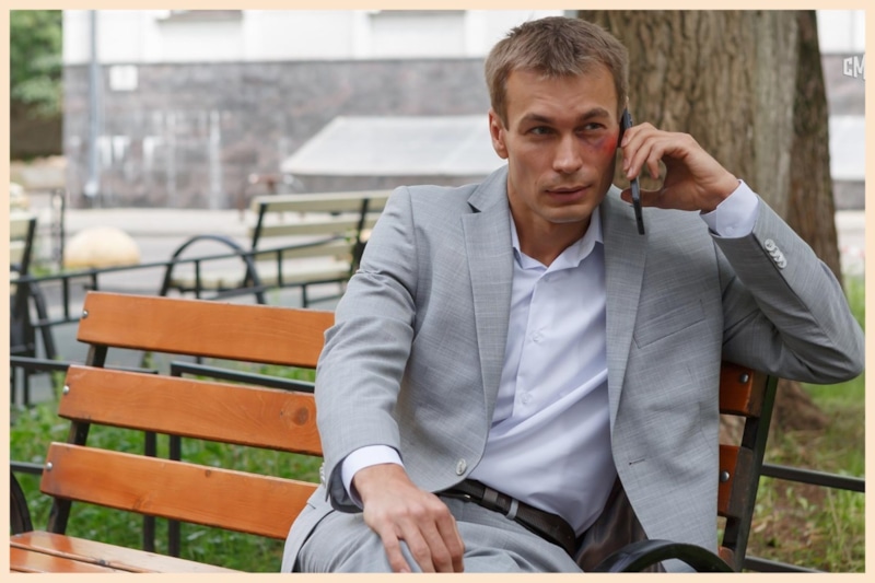 Кирилл Кузнецов в сериале «Начнем все снова» Кирилл Кузнецов в сериале «Начнем все снова»